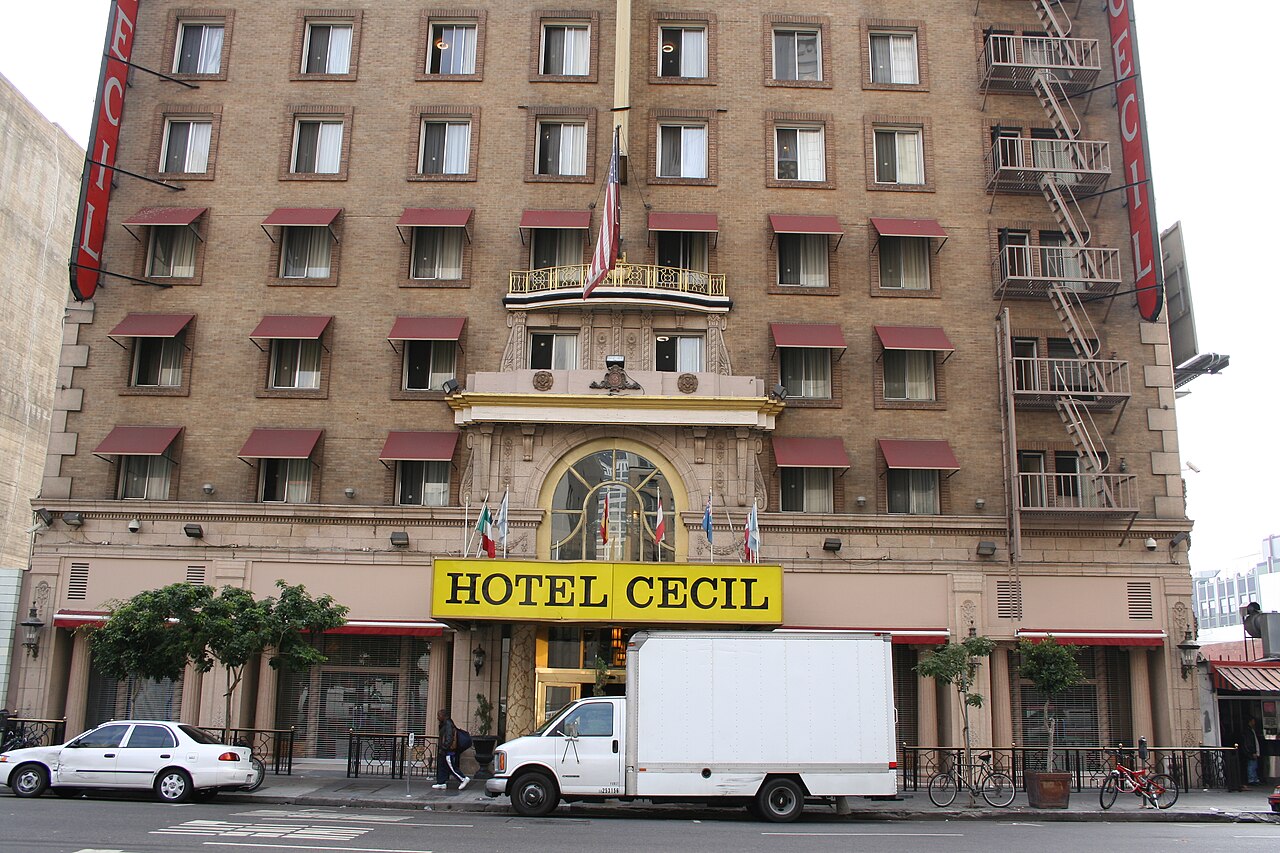 Where to stay while travelling